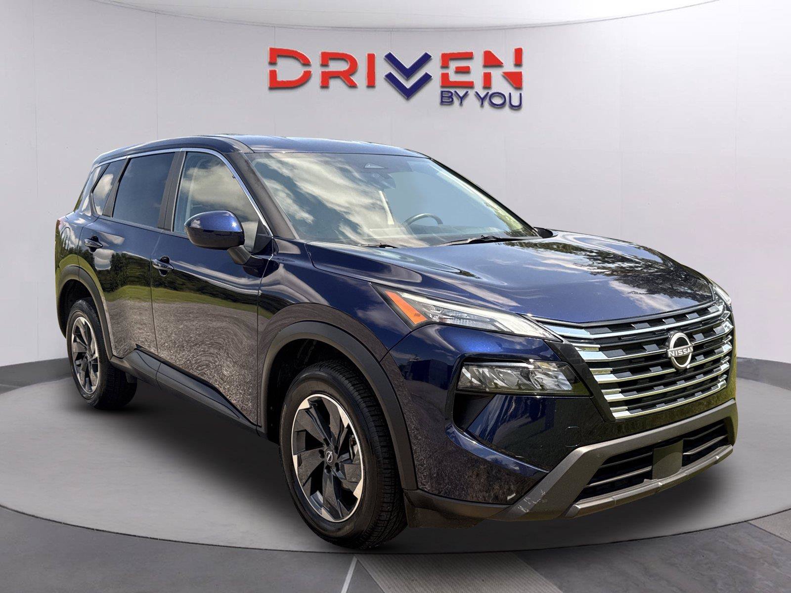 Used 2025 Nissan Rogue SV