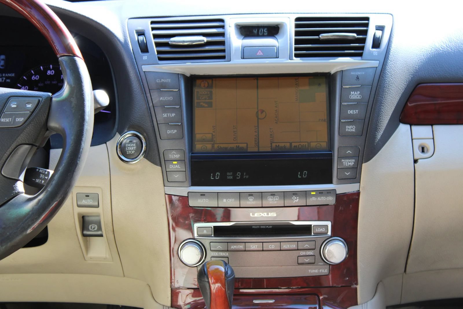 Used 2010 Lexus LS 460 RWD image 23