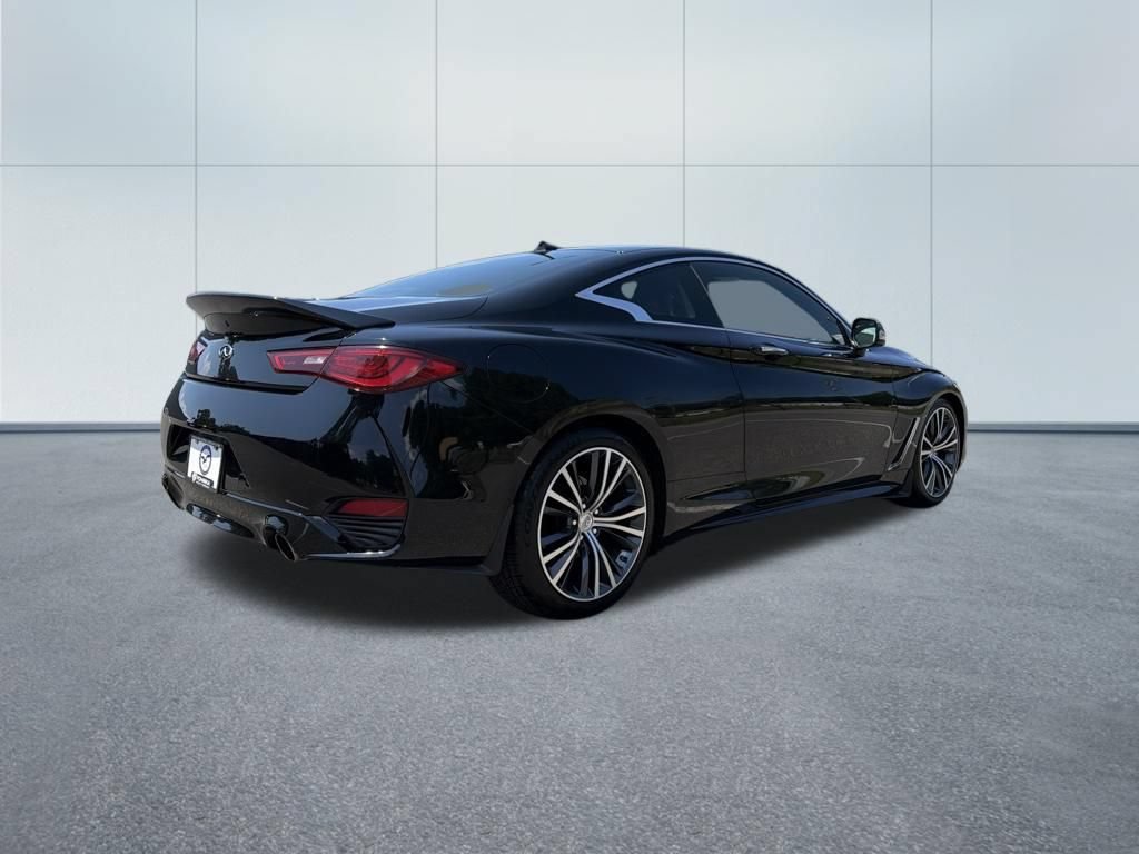 Used 2018 INFINITI Q60 3.0t Luxe w/ Sensory Package 3.0T Luxe AWD/4WD image 5