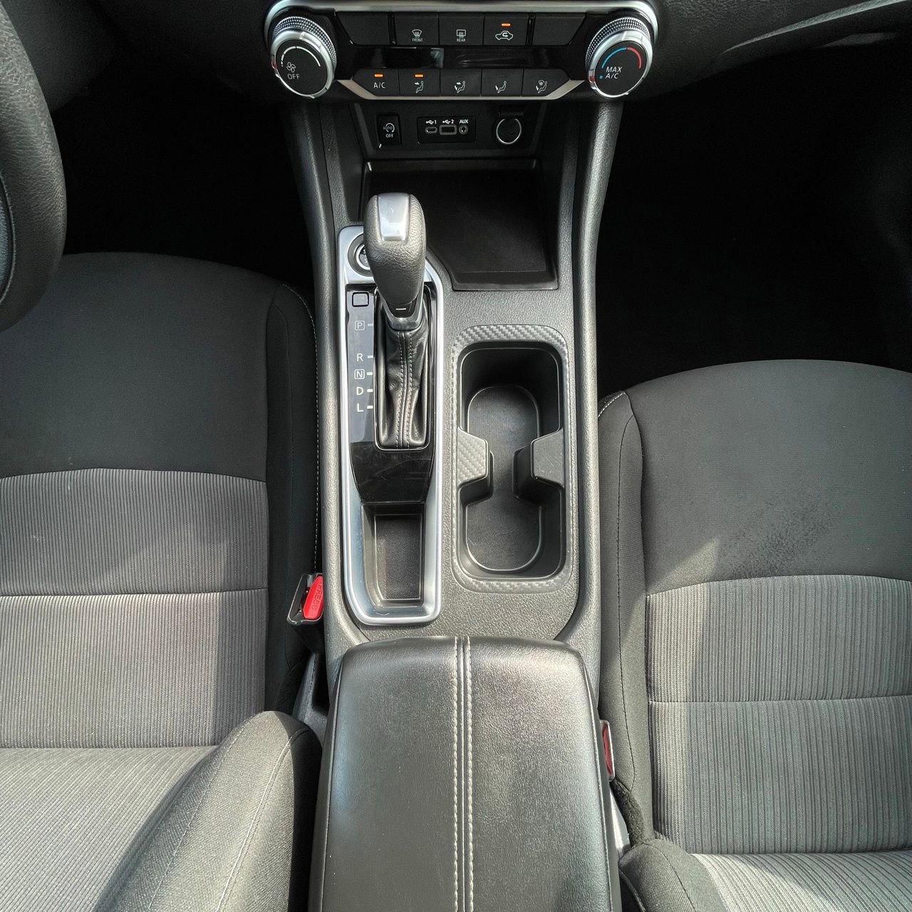 Used 2024 Nissan Sentra SV FWD image 20