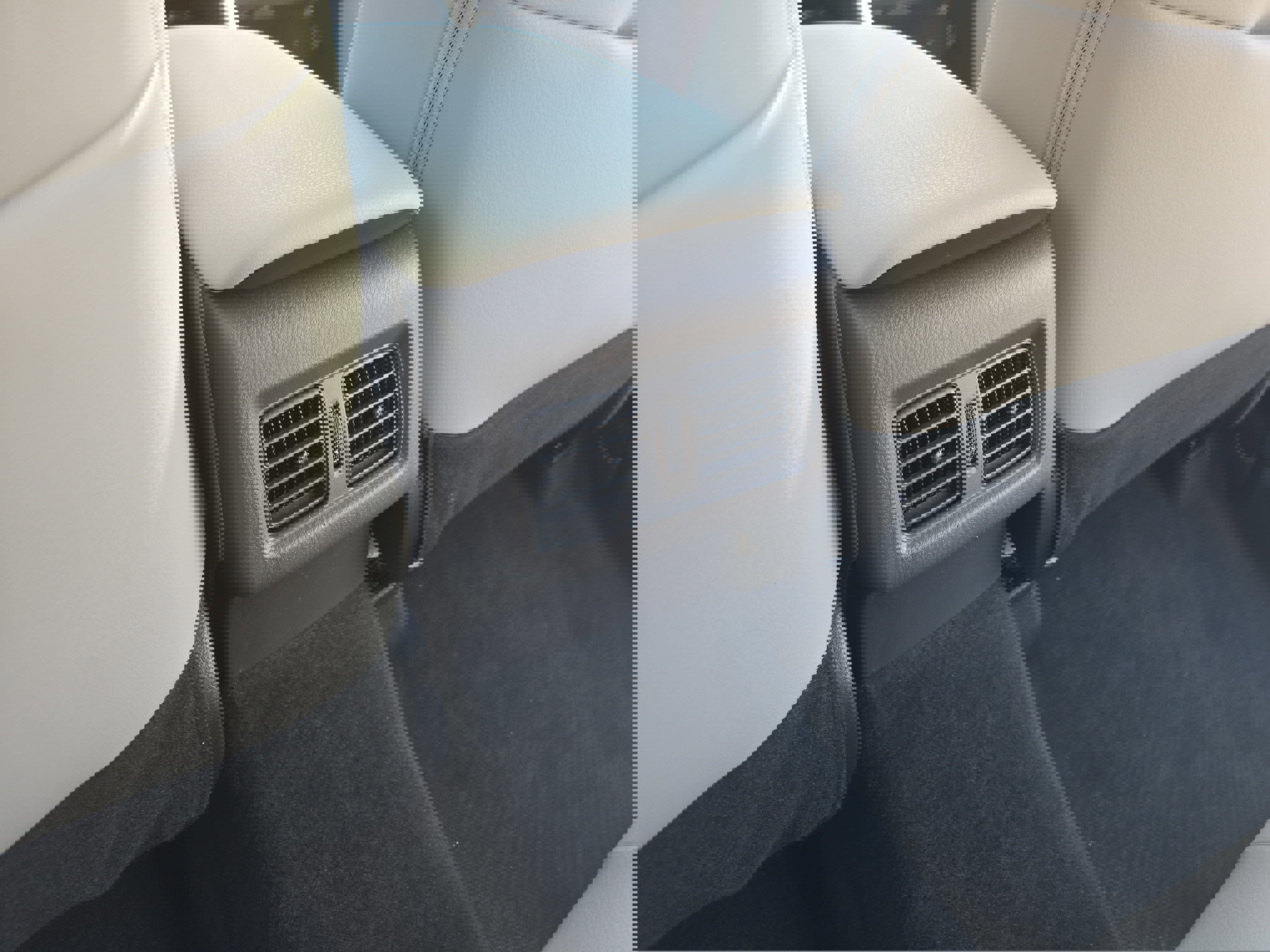 Used 2023 Toyota Camry SE w/ Audio Upgrade Package image 13