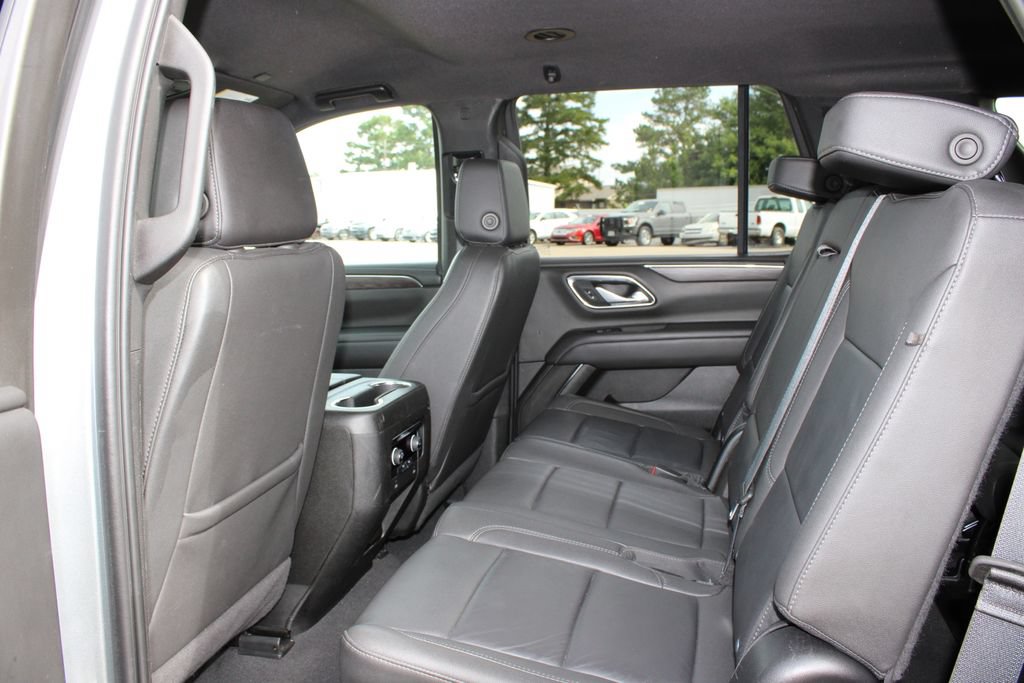 Used 2024 Chevrolet Tahoe LT RWD image 8