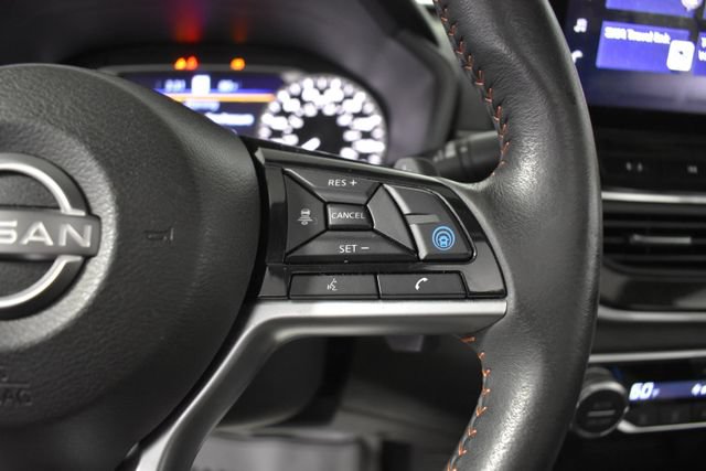 Used 2024 Nissan Altima 2.0 SR FWD image 17