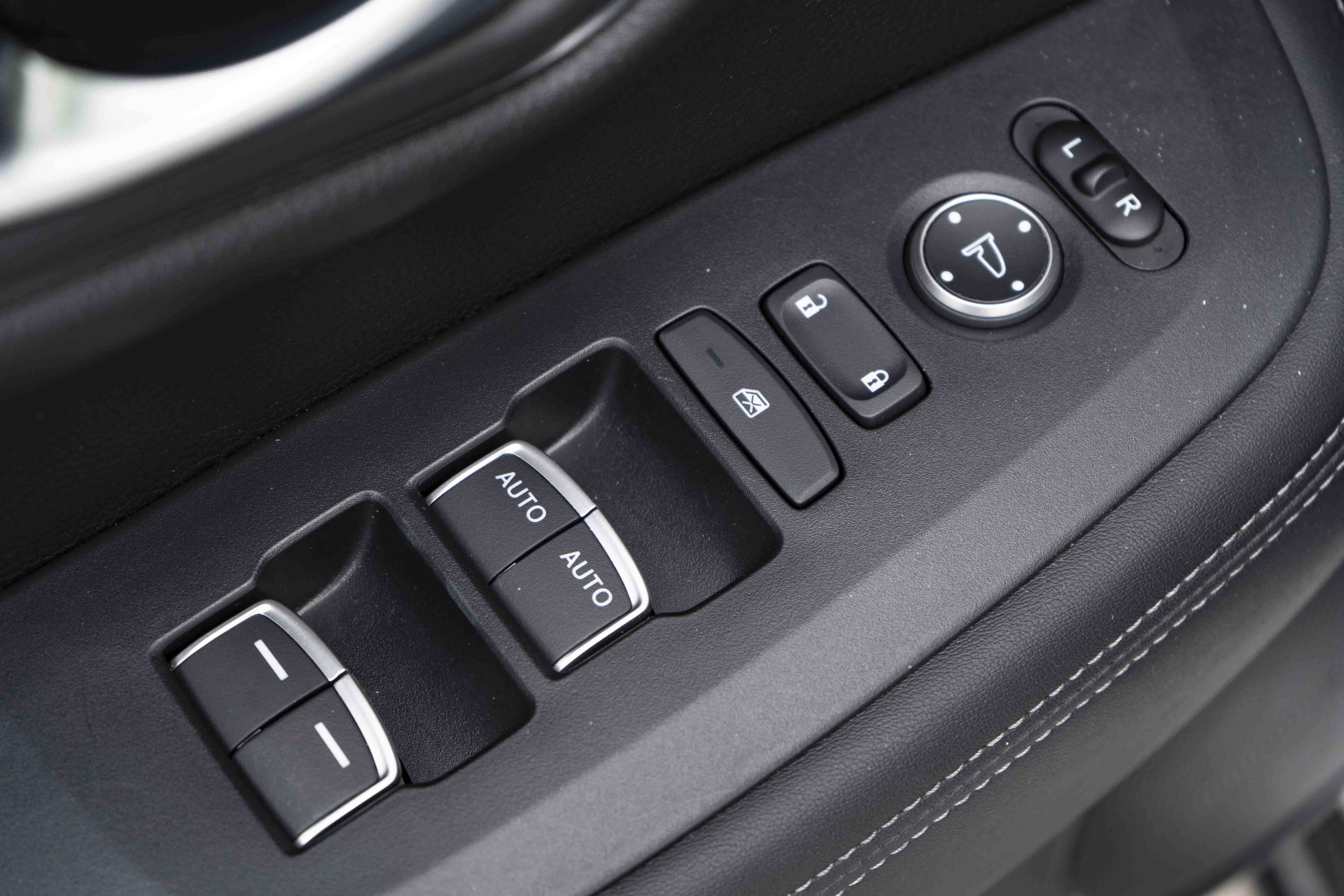 Used 2024 Honda HR-V EX-L image 39