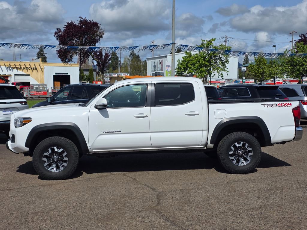 Used 2018 Toyota Tacoma TRD Off-Road image 28