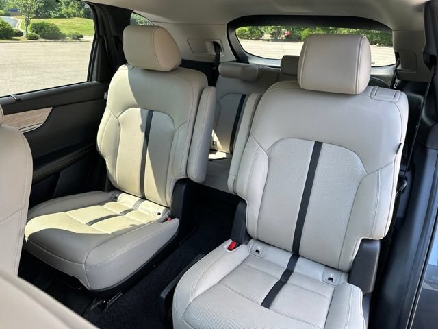 Used 2024 MAZDA CX-90 Plug-In Hybrid w/ Preferred AWD/4WD image 13