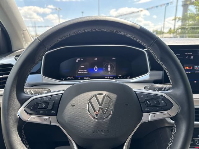 Used 2025 Volkswagen Taos SE AWD/4WD image 23