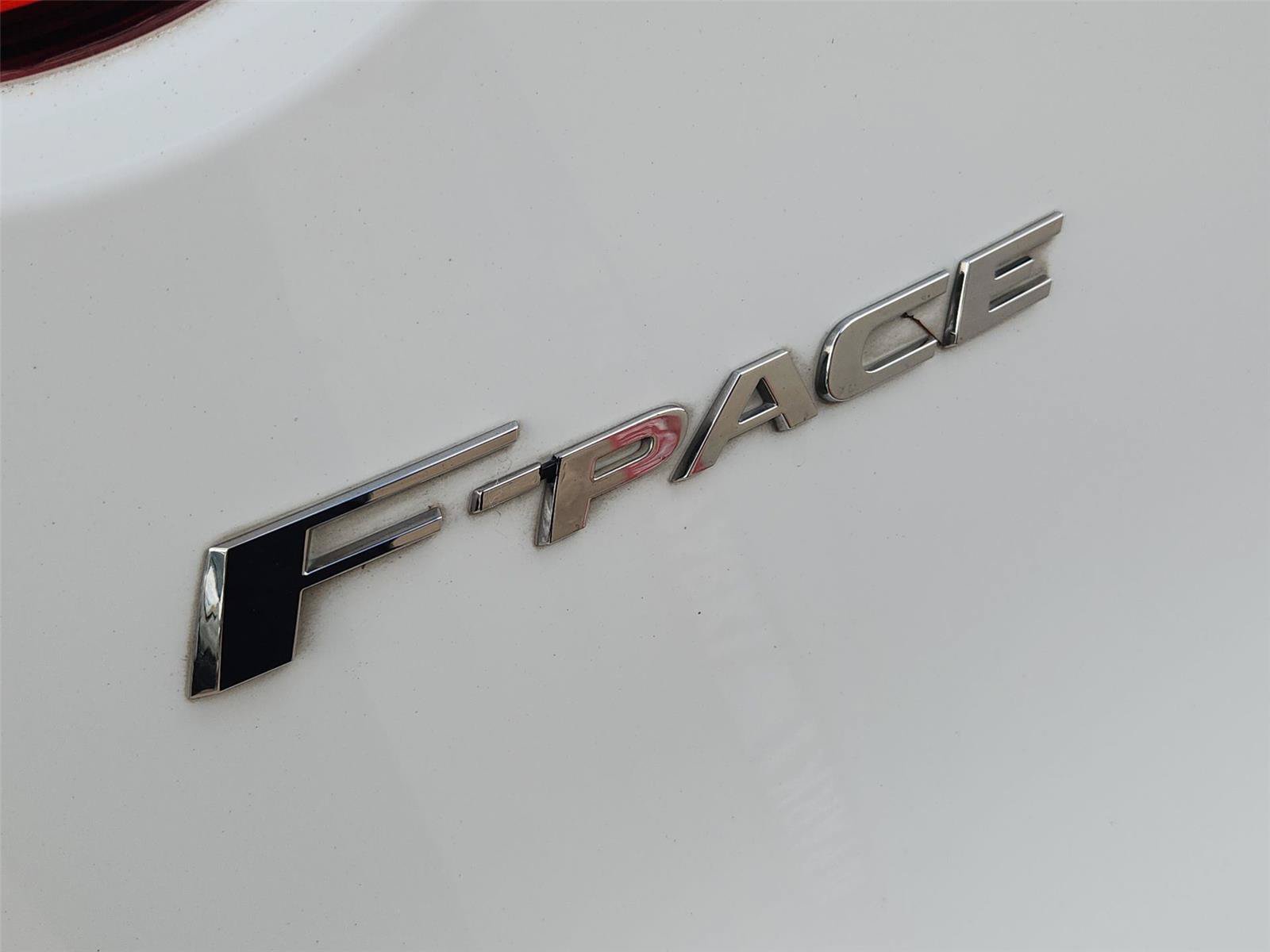 Used 2020 Jaguar F-PACE R-Sport AWD/4WD image 33