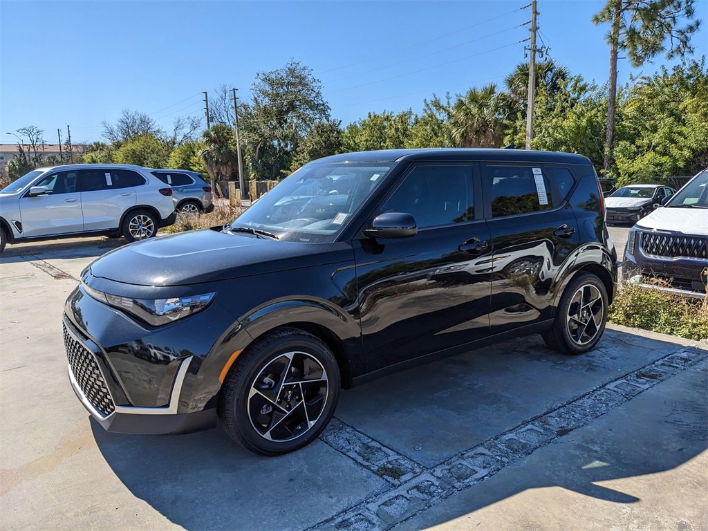 Certified 2024 Kia Soul EX image 5