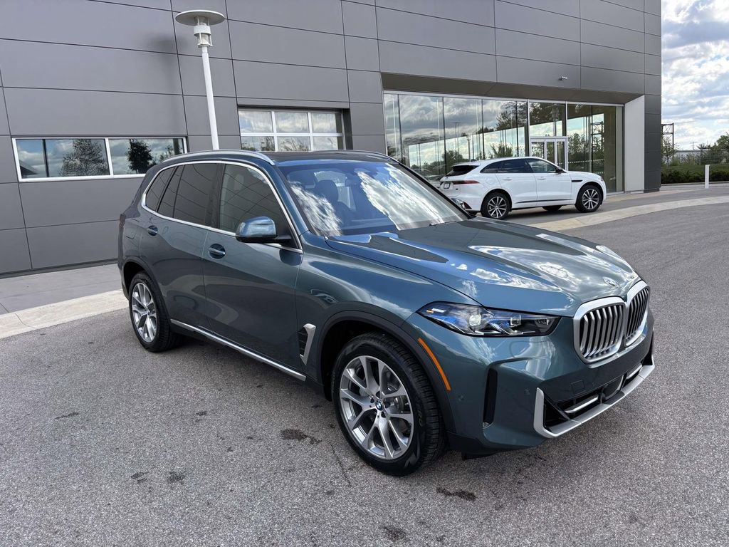 New 2026 BMW X5 xDrive40i w/ Premium Package