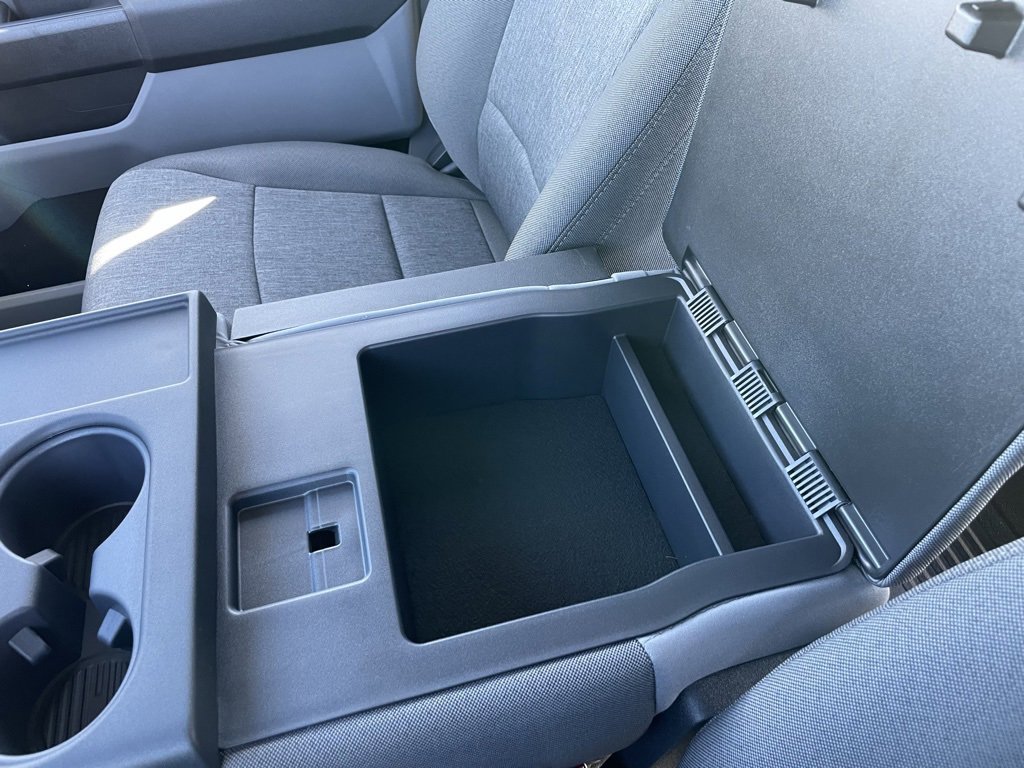 New 2026 Ford F250 XL w/ XL Chrome Package image 21