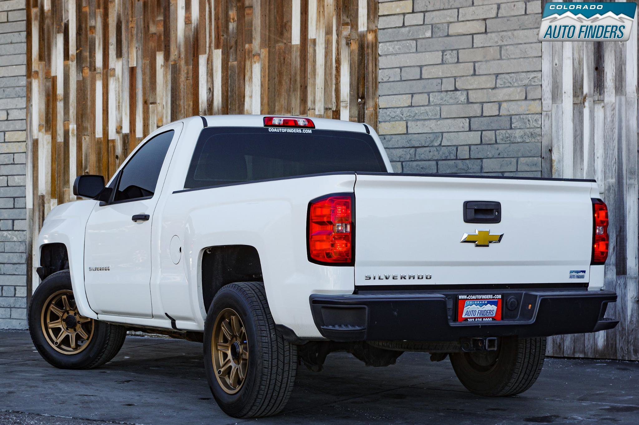 Used 2017 Chevrolet Silverado 1500 W/T w/ Trailering Package RWD image 4