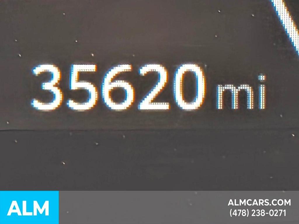 Used 2025 Toyota Camry SE image 26