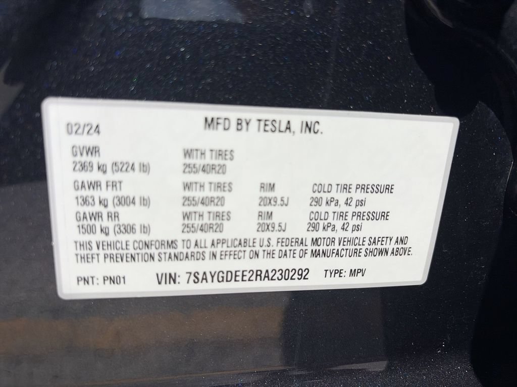 Used 2024 Tesla Model Y Long Range AWD/4WD image 38