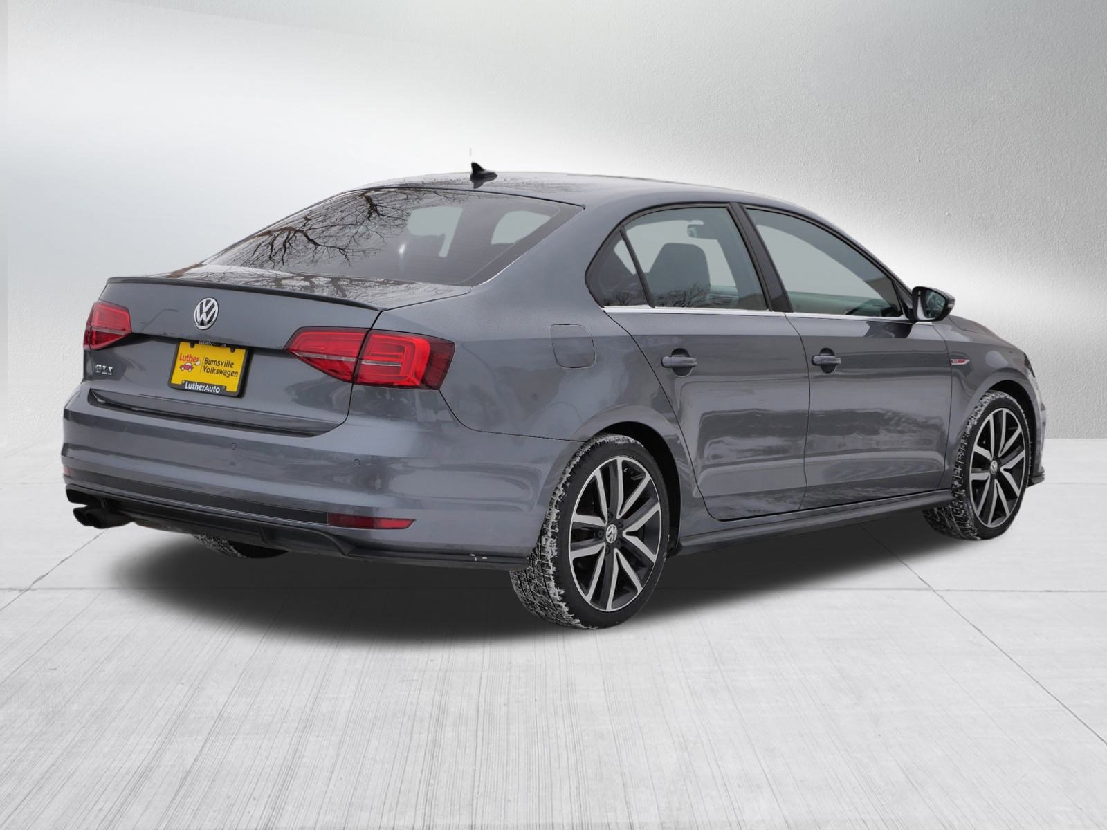 Used 2018 Volkswagen Jetta GLI image 7