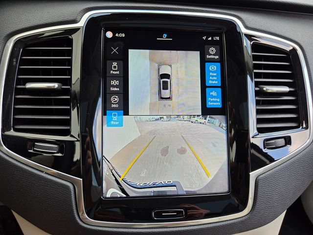 Certified 2025 Volvo XC90 B5 Plus w/ Protection Package Premier AWD/4WD image 31