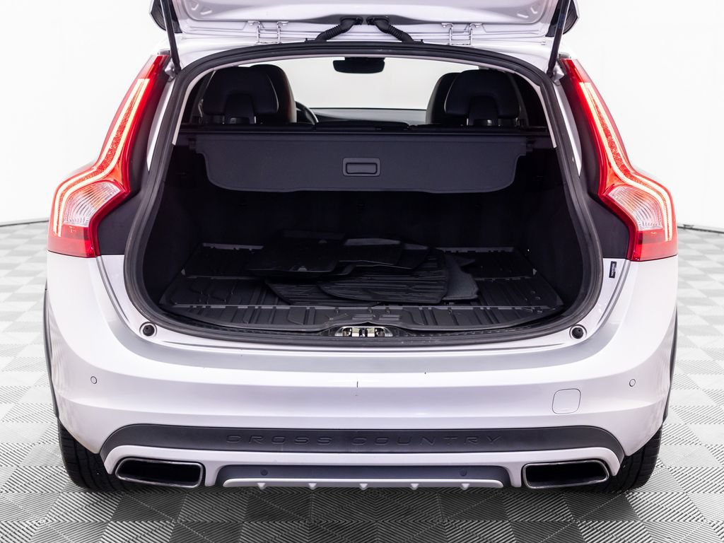 Used 2016 Volvo V60 T5 Cross Country w/ Climate Package AWD/4WD image 33