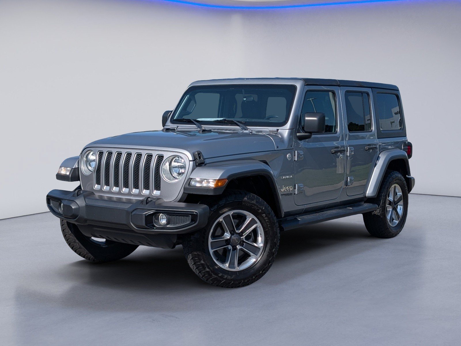 Used 2021 Jeep Wrangler Unlimited Sahara AWD/4WD image 2