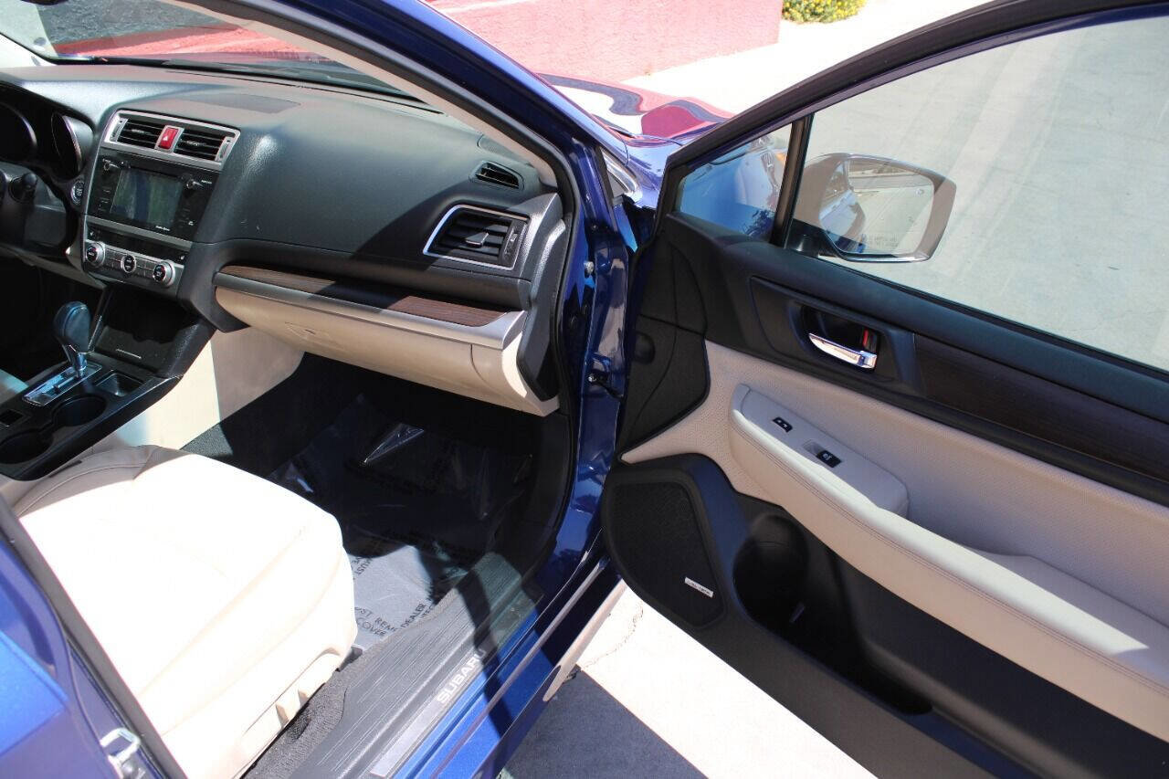 Used 2017 Subaru Legacy 2.5i Limited w/ Popular Package #4 image 11