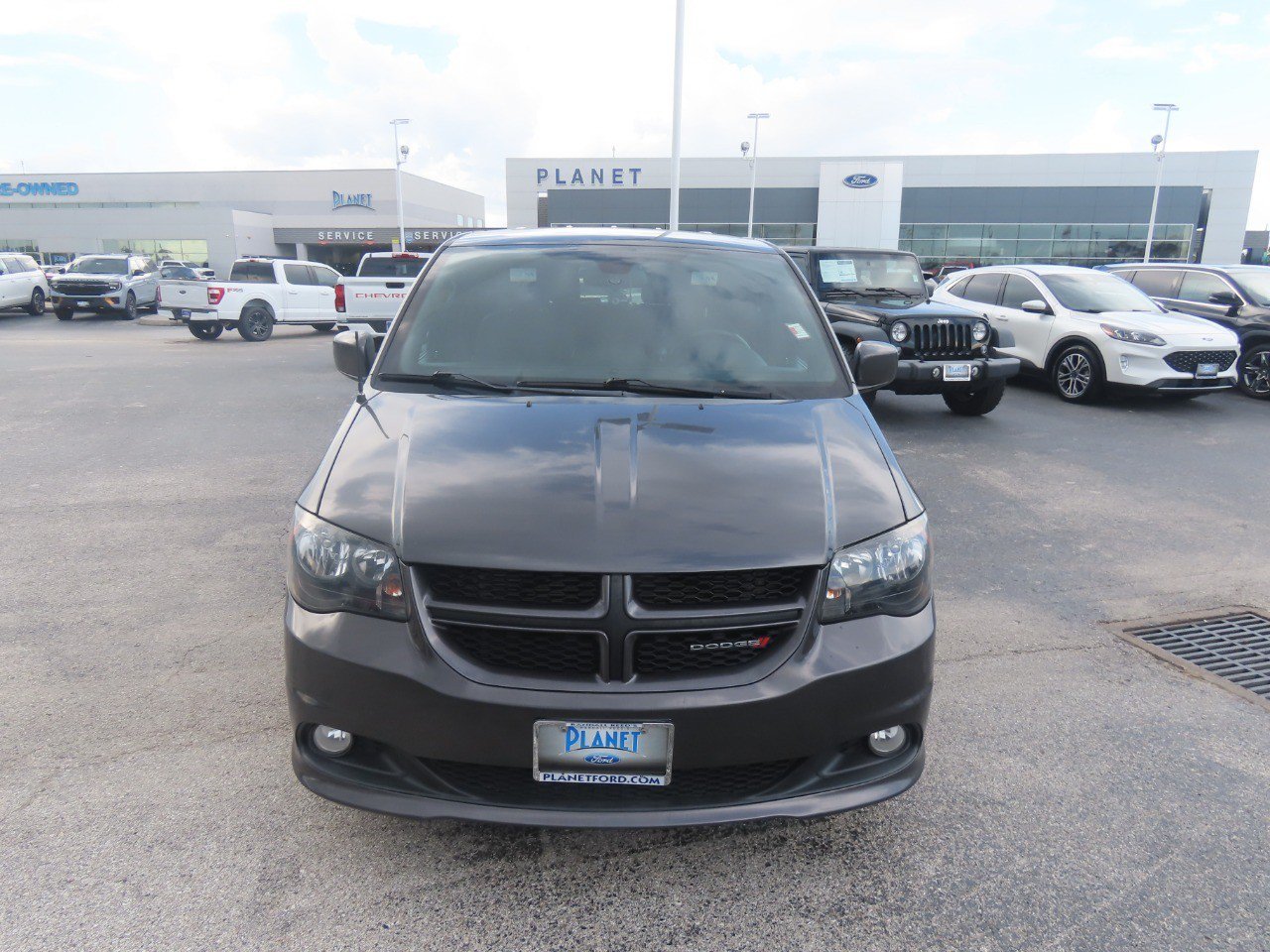 Used 2019 Dodge Grand Caravan GT FWD image 3