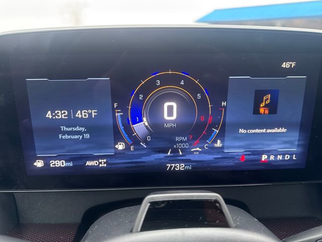 Used 2025 Chevrolet Traverse RS image 17