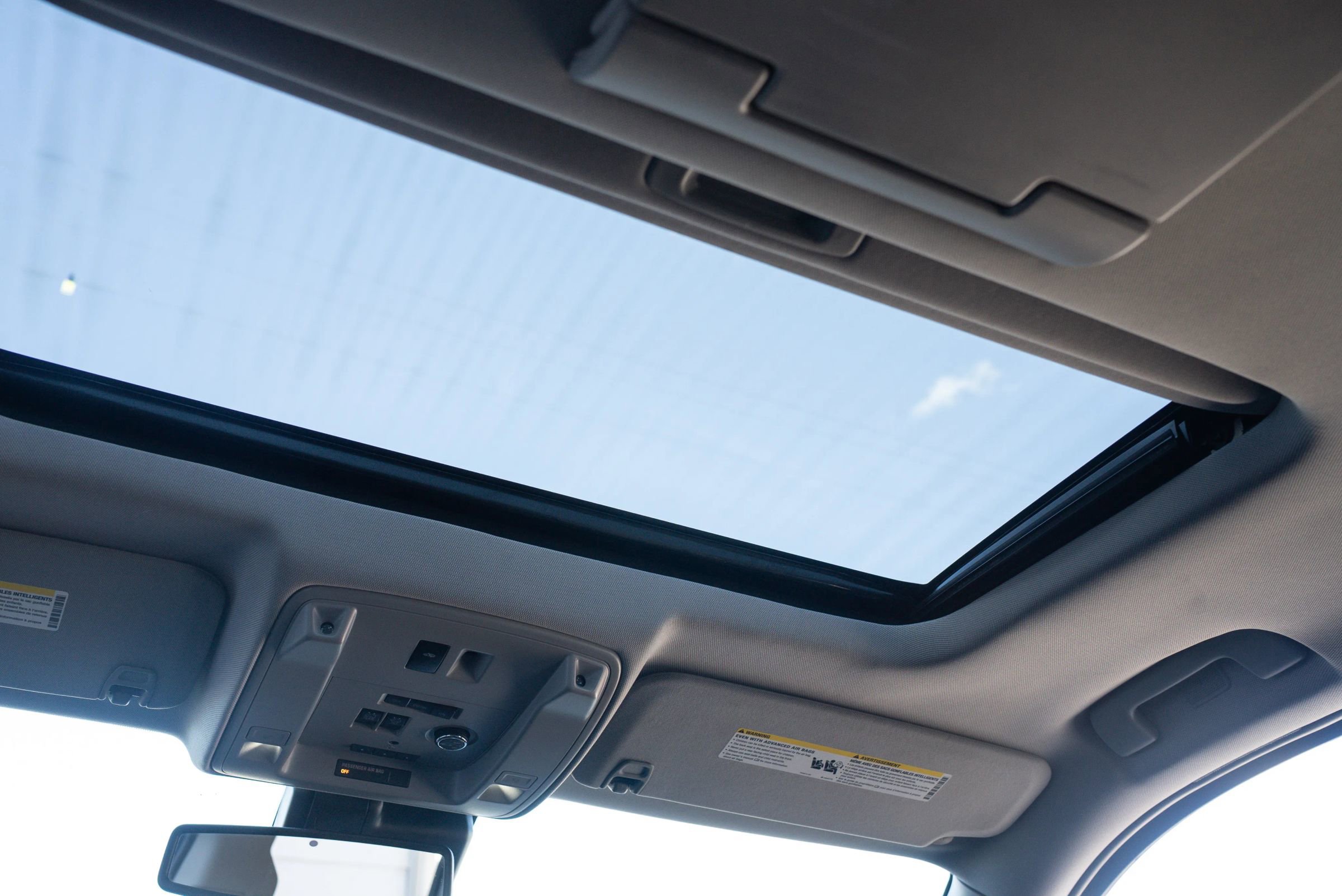 Used 2018 GMC Yukon Denali w/ Denali Ultimate Package image 27