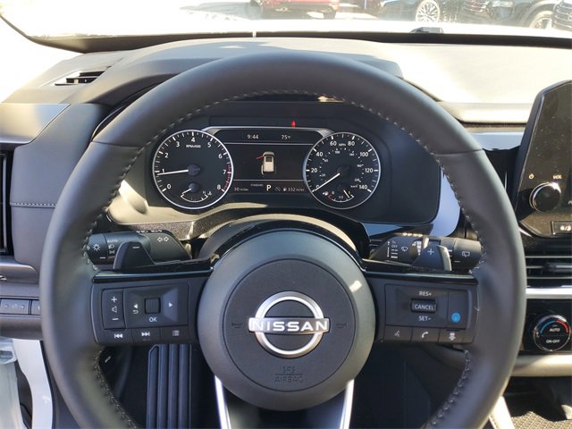 New 2025 Nissan Pathfinder SL image 13