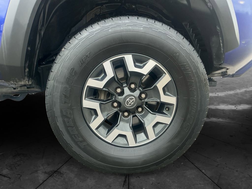 Used 2023 Toyota Tacoma TRD Off-Road image 14