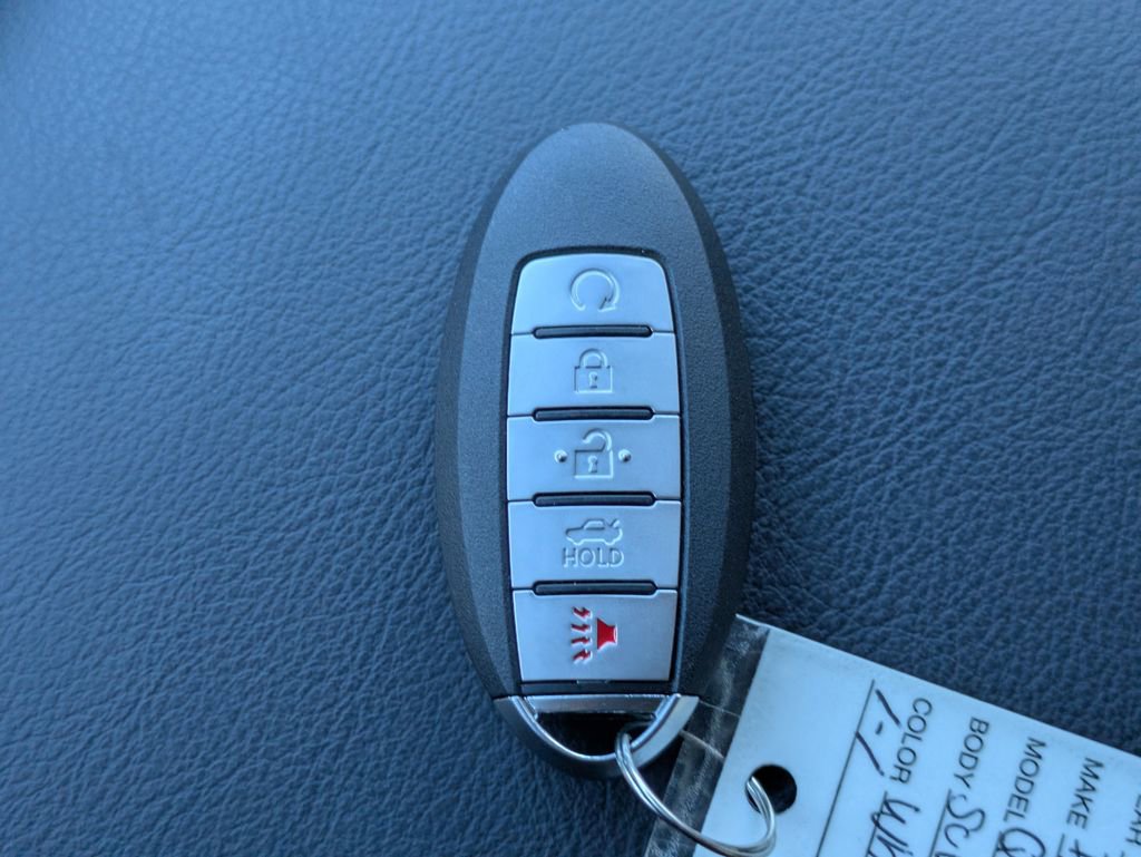 Used 2024 INFINITI QX80 Sensory image 35