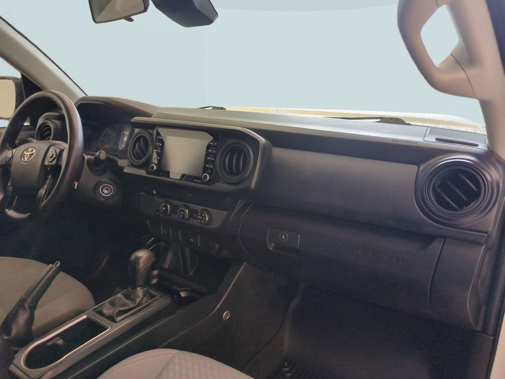 Used 2022 Toyota Tacoma SR RWD image 26