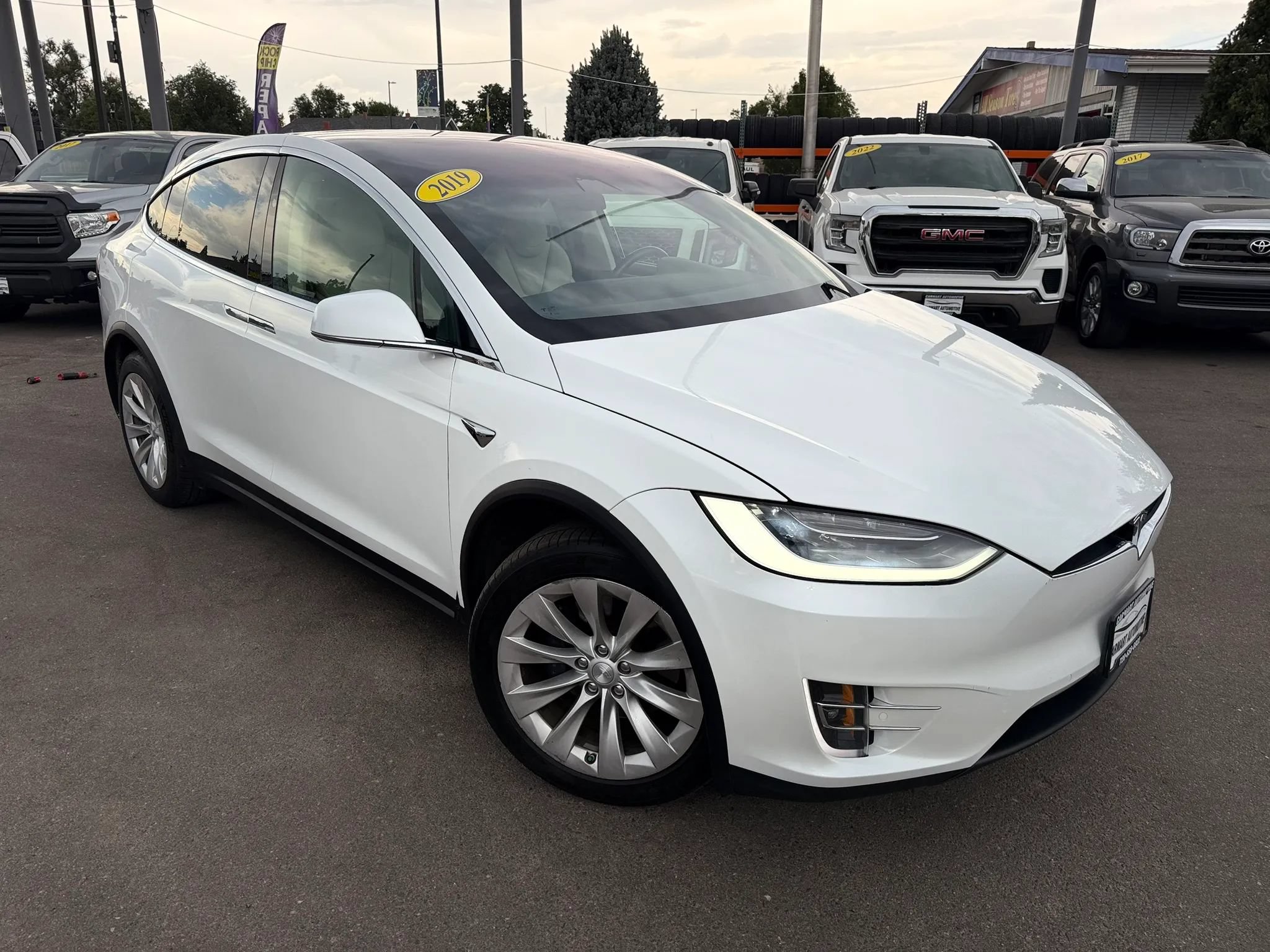 Used 2019 Tesla Model X Long Range AWD/4WD image 3