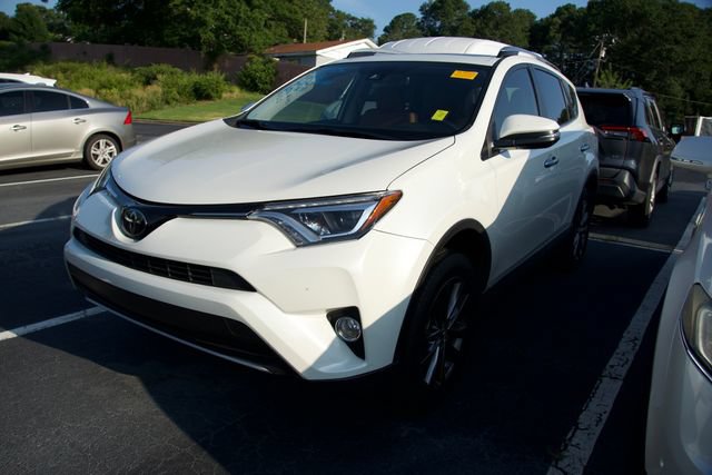 Used 2018 Toyota RAV4 Limited FWD image 3