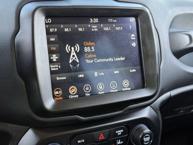 Used 2023 Jeep Renegade Latitude AWD/4WD image 15