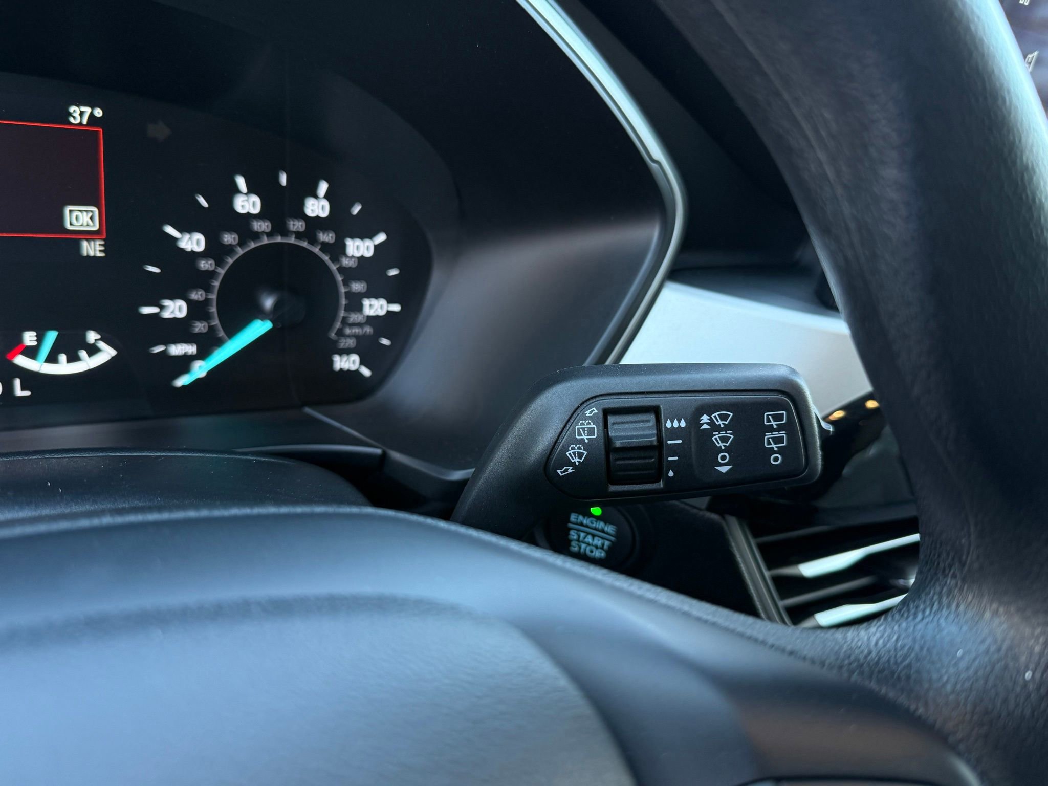 Used 2021 Ford Escape SE image 44