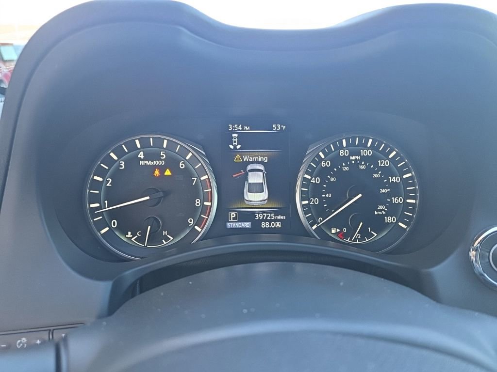 Certified 2022 INFINITI Q60 3.0t Luxe w/ Essential Package image 10