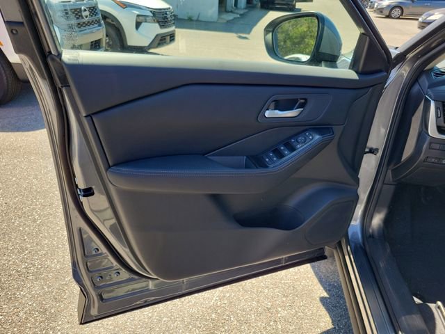 New 2026 Nissan Rogue SV w/ Cold Weather Package image 5