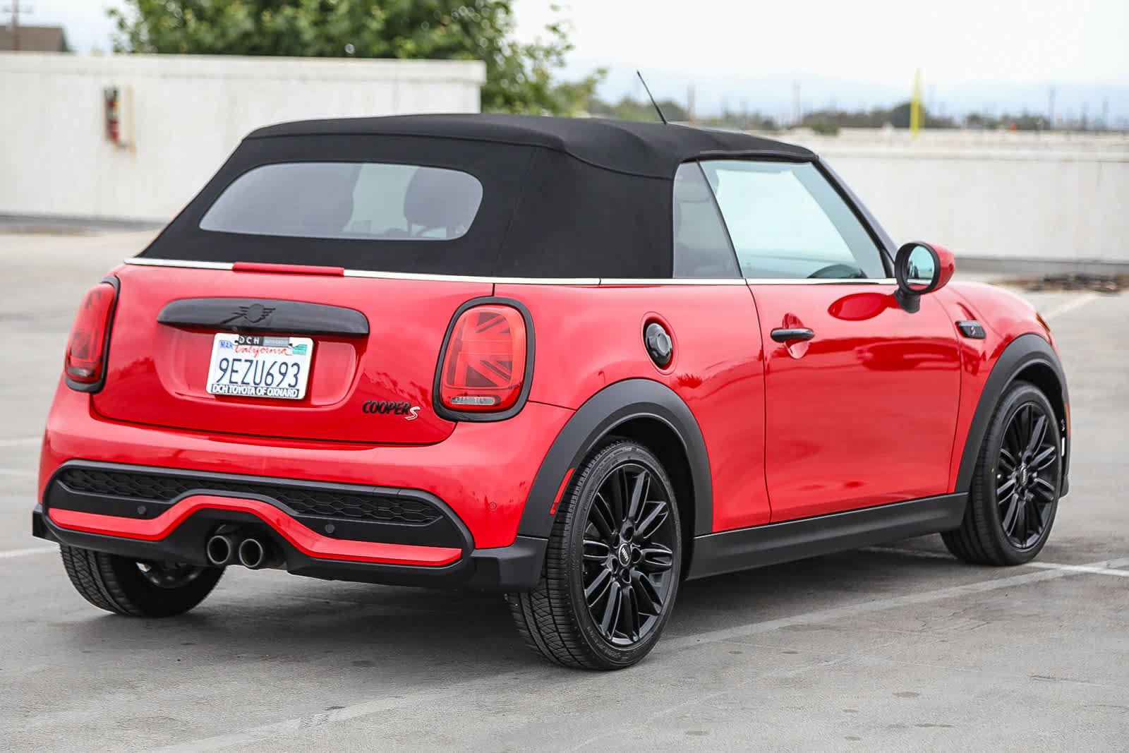 Used 2023 MINI Cooper S FWD image 5