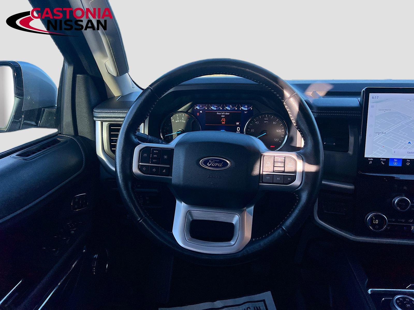 Used 2024 Ford Expedition Max XLT image 31