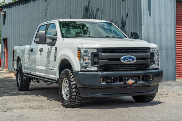 Used 2018 Ford F250 XL w/ Power Equipment Group AWD/4WD image 8
