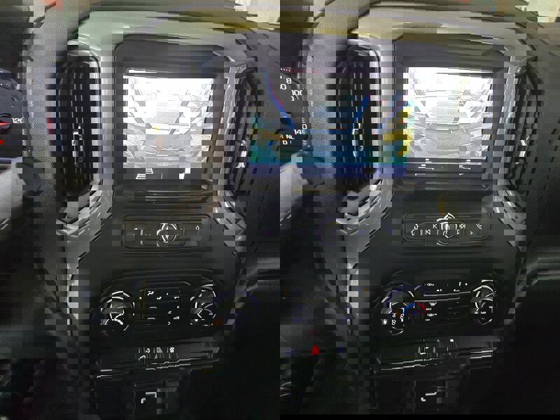 Used 2020 Chevrolet Silverado 1500 Custom w/ Custom Value Package image 19