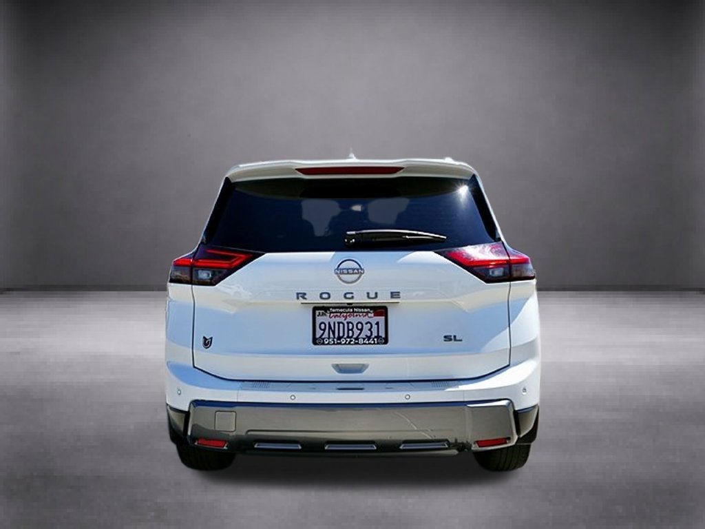 Used 2024 Nissan Rogue SL w/ SL Premium Package FWD image 6