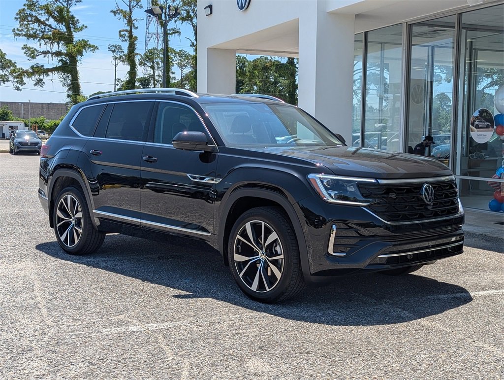 New 2025 Volkswagen Atlas SEL Premium R-Line image 9