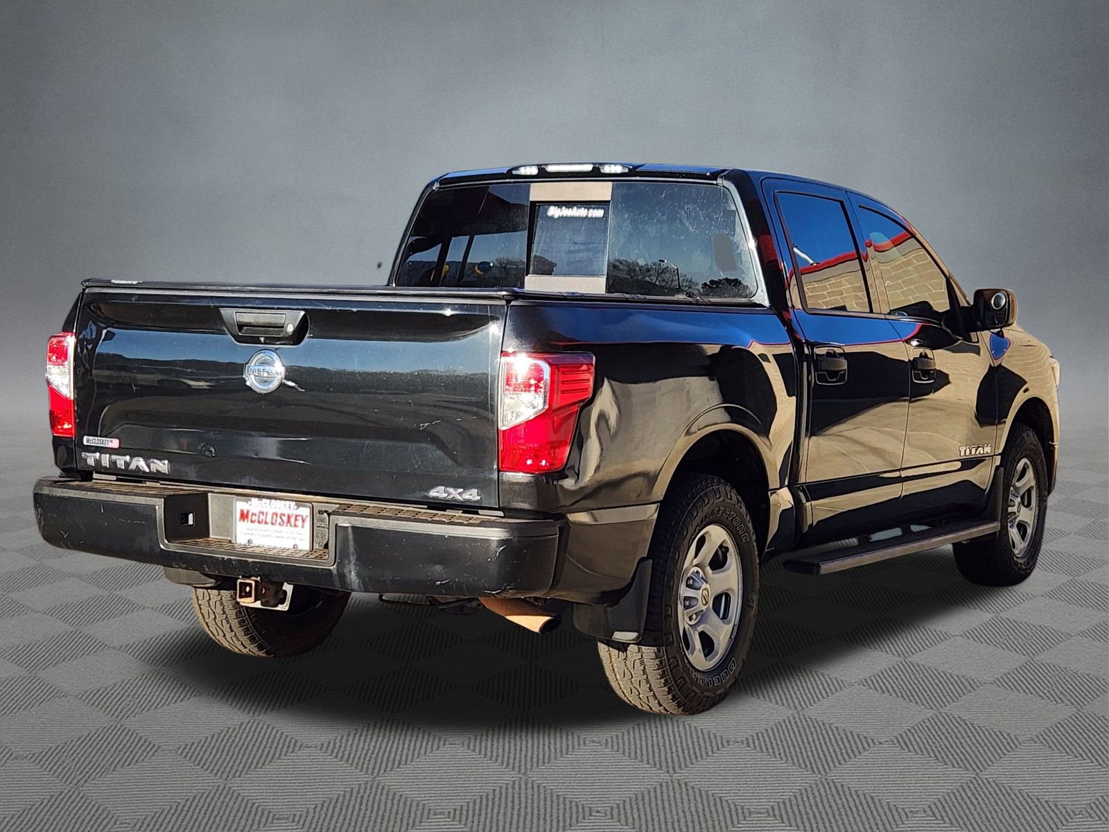Used 2019 Nissan Titan S w/ S Utility Package image 3