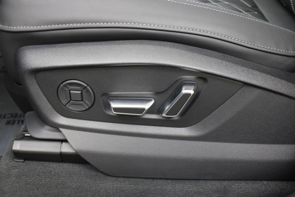 New 2026 Audi SQ7 Premium Plus image 19