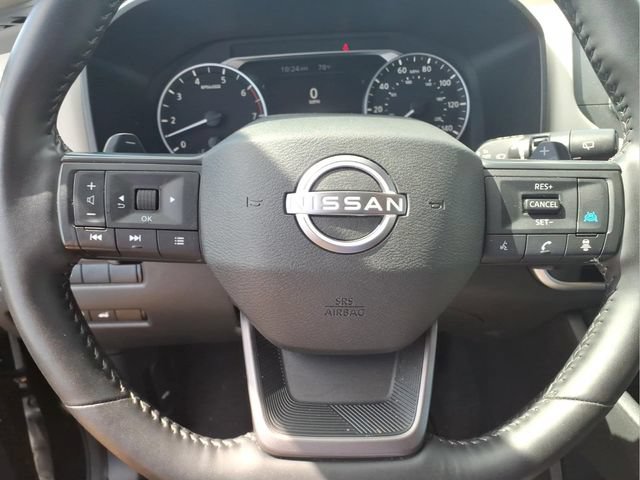 Used 2025 Nissan Rogue SV FWD image 13