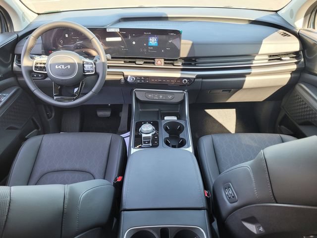 New 2026 Kia Carnival SX w/ SX Dark Edition Package FWD image 7
