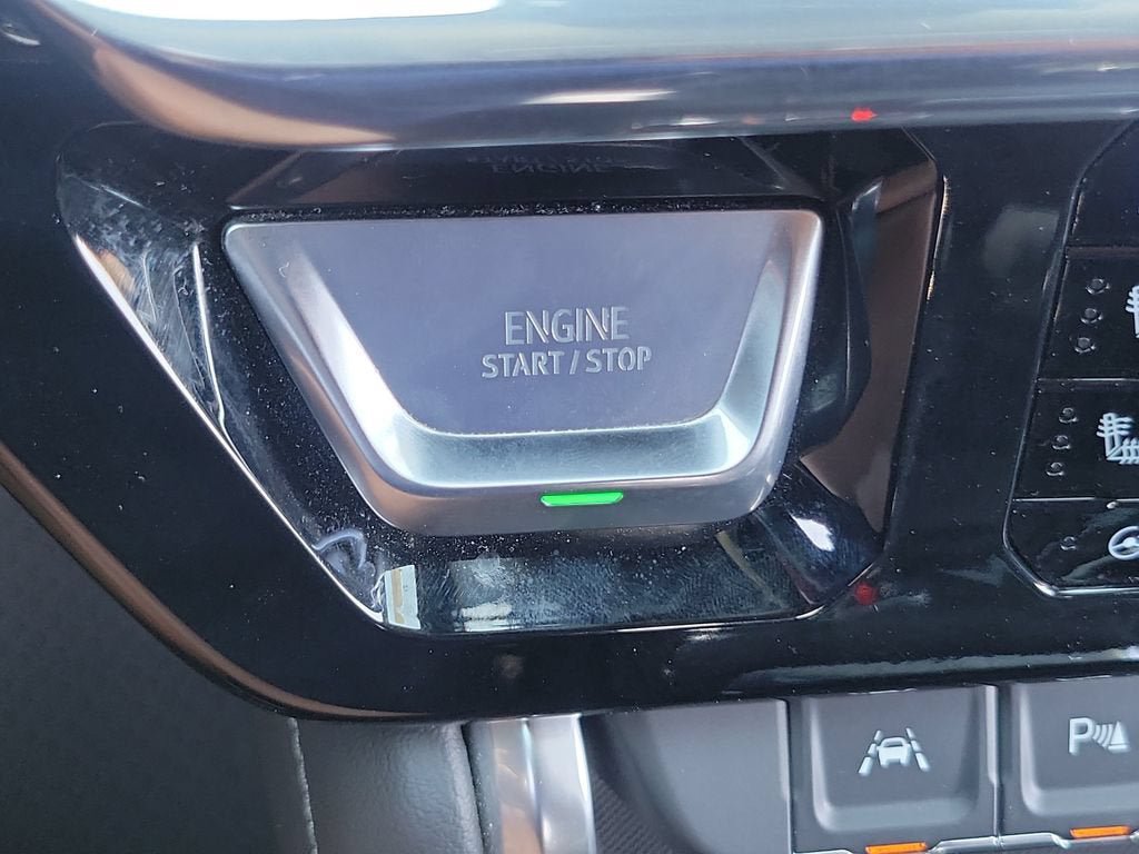 Used 2024 GMC Sierra 1500 Denali RWD image 27