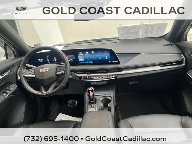 Certified 2024 Cadillac XT4 Sport w/ Cold Weather Package AWD/4WD image 10