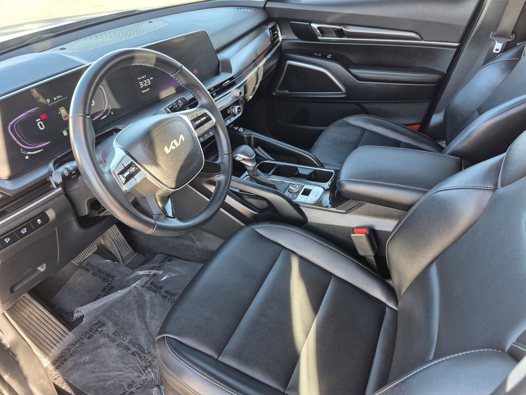 Certified 2025 Kia Telluride S image 11