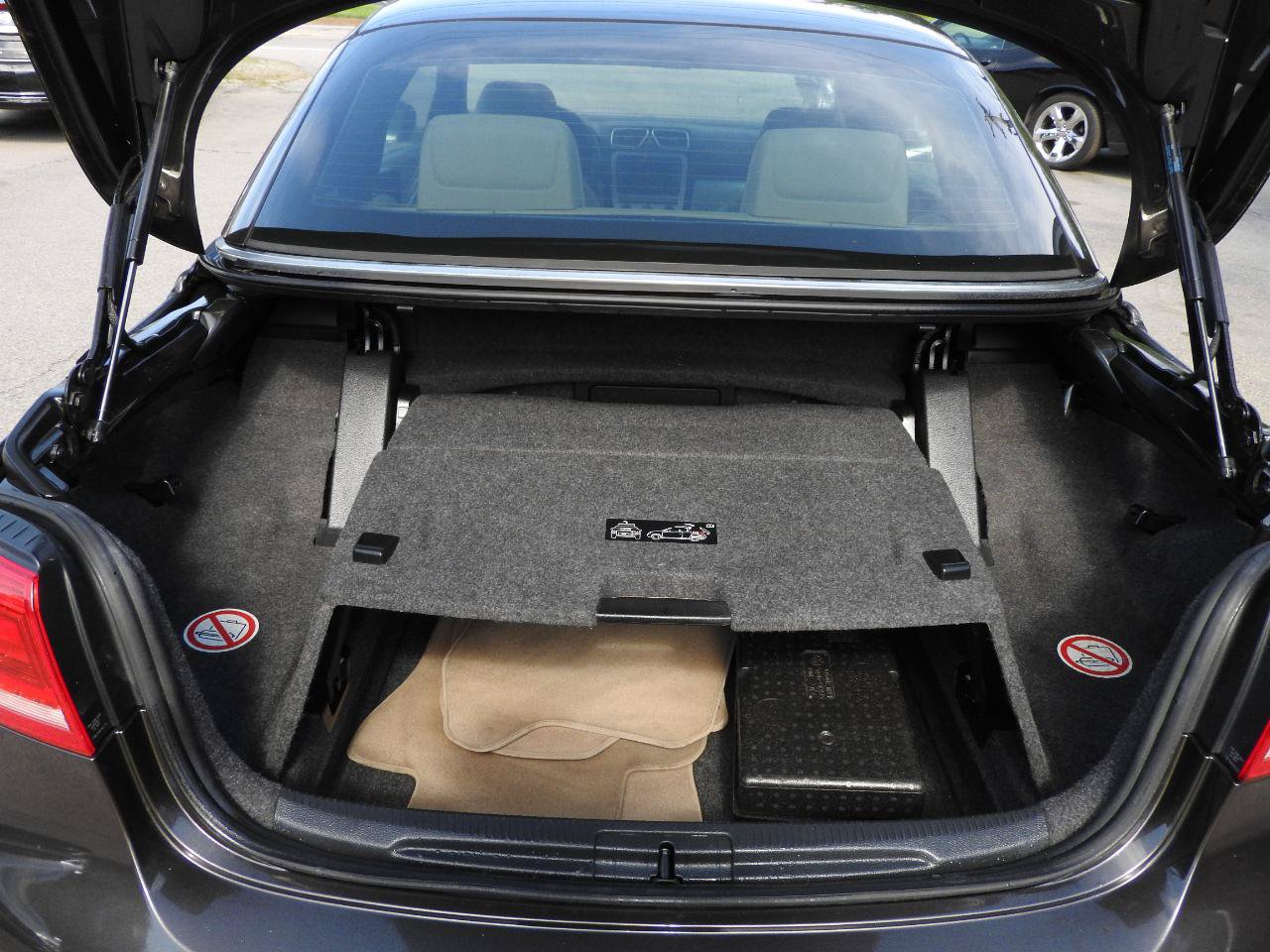 Used 2016 Volkswagen Eos Komfort FWD image 15